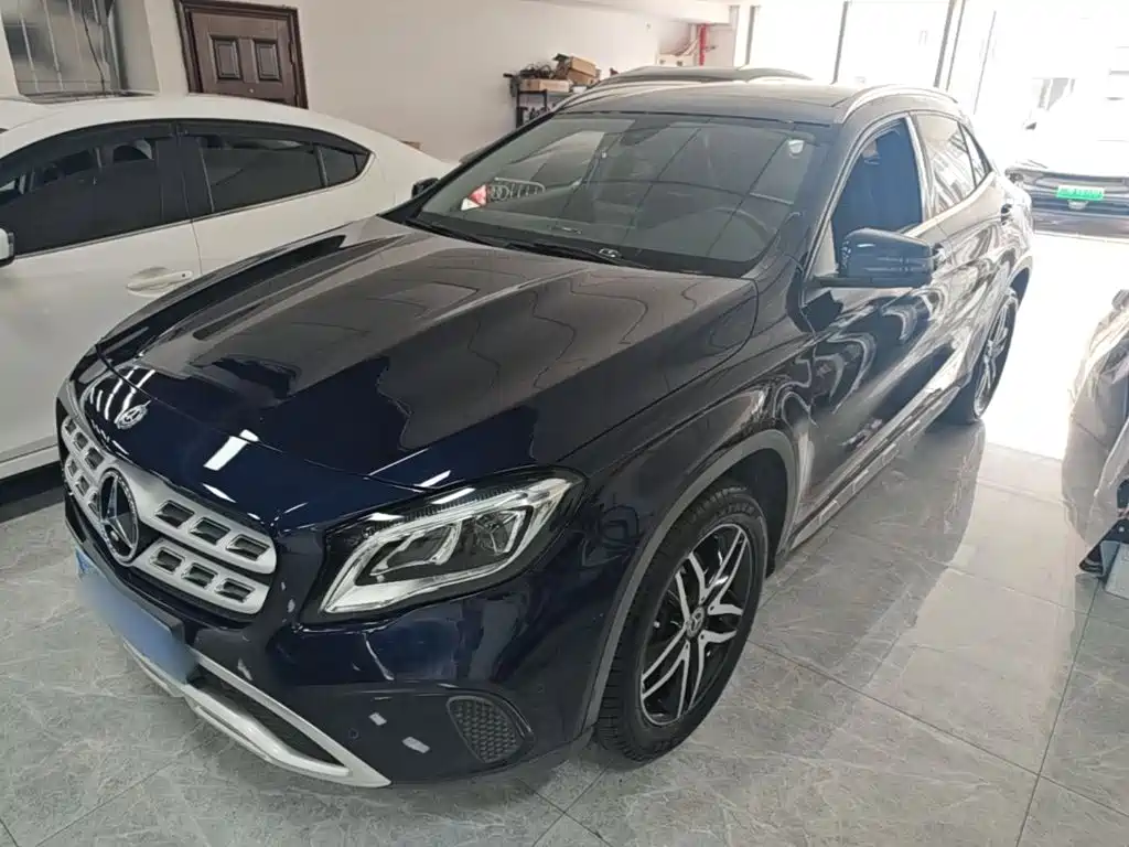 Mercedes-Benz GLA — миниатюра 2