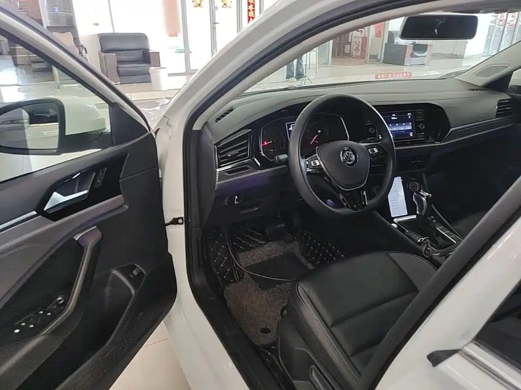 Volkswagen Sagitar — миниатюра 16