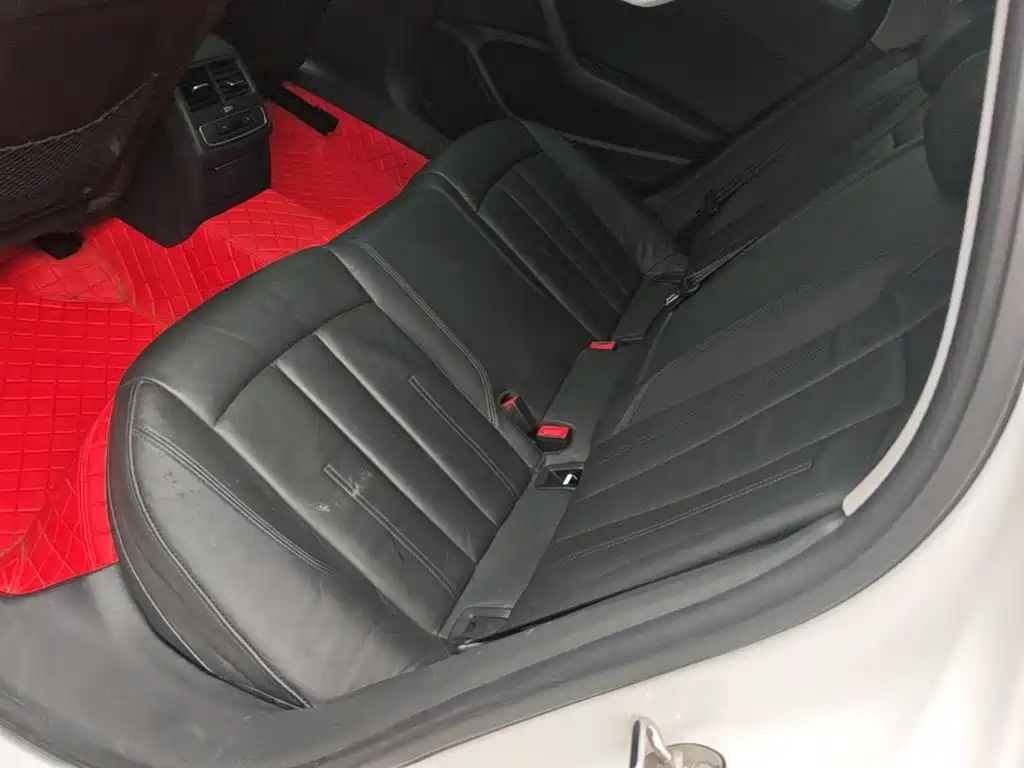 Audi A4L — миниатюра 17