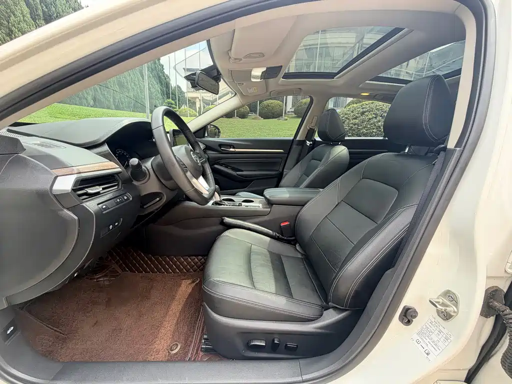 Nissan Teana — миниатюра 12