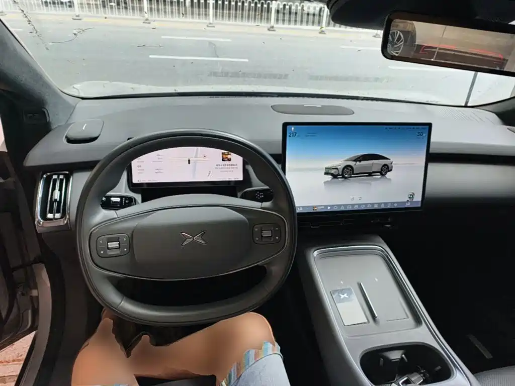 XPeng P7+ — миниатюра 10