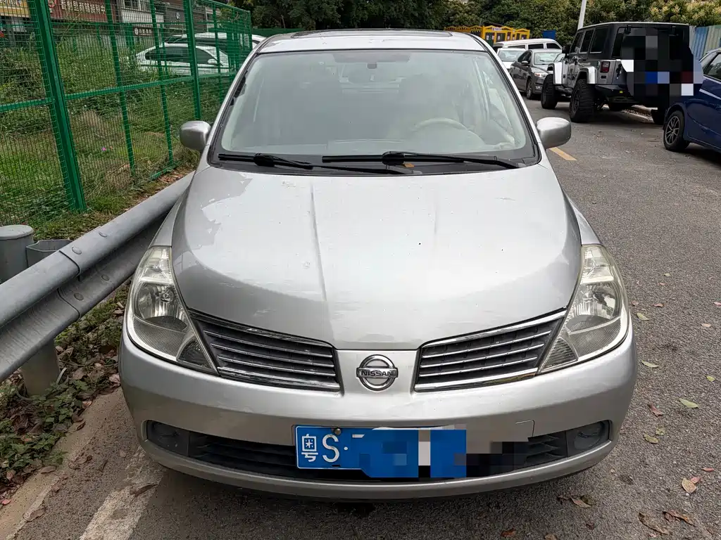 Nissan Tiida 2006 1.6JE AT