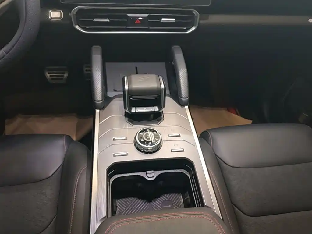 Jetour Traveller — миниатюра 14