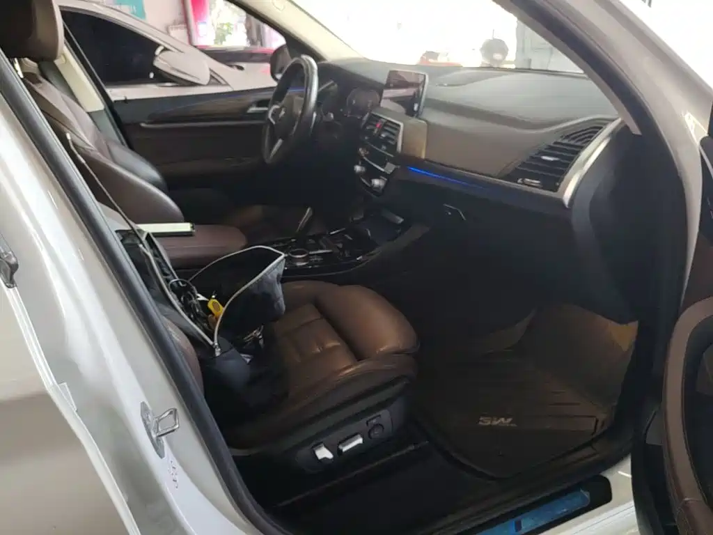 BMW X3 — миниатюра 25