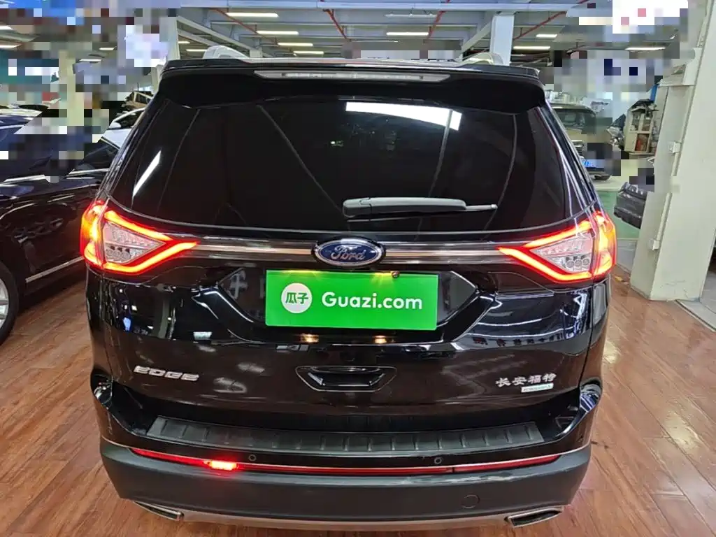 Ford Edge — миниатюра 6