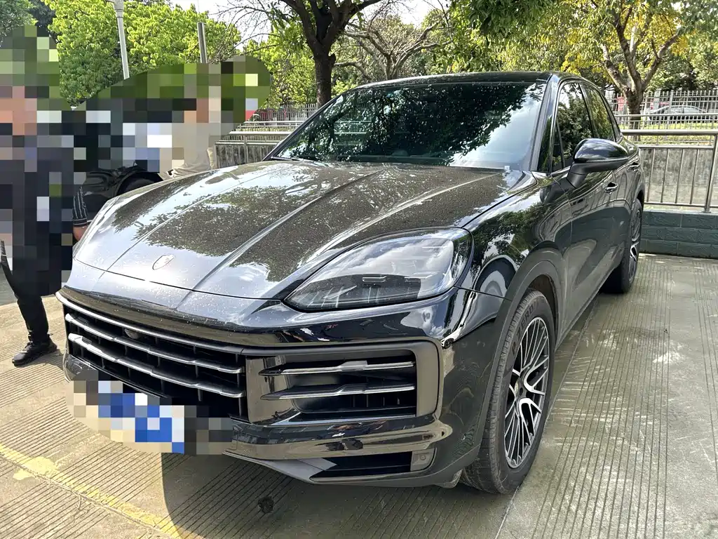 Porsche Cayenne 2024