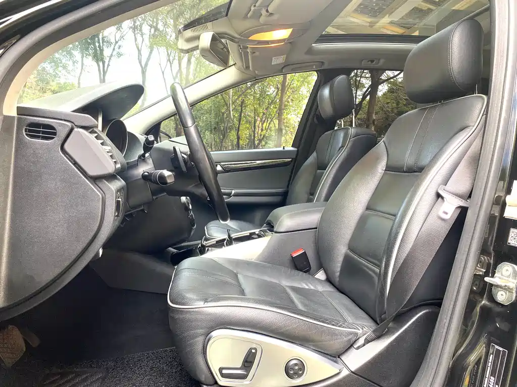 Mercedes-Benz R-Class — миниатюра 10