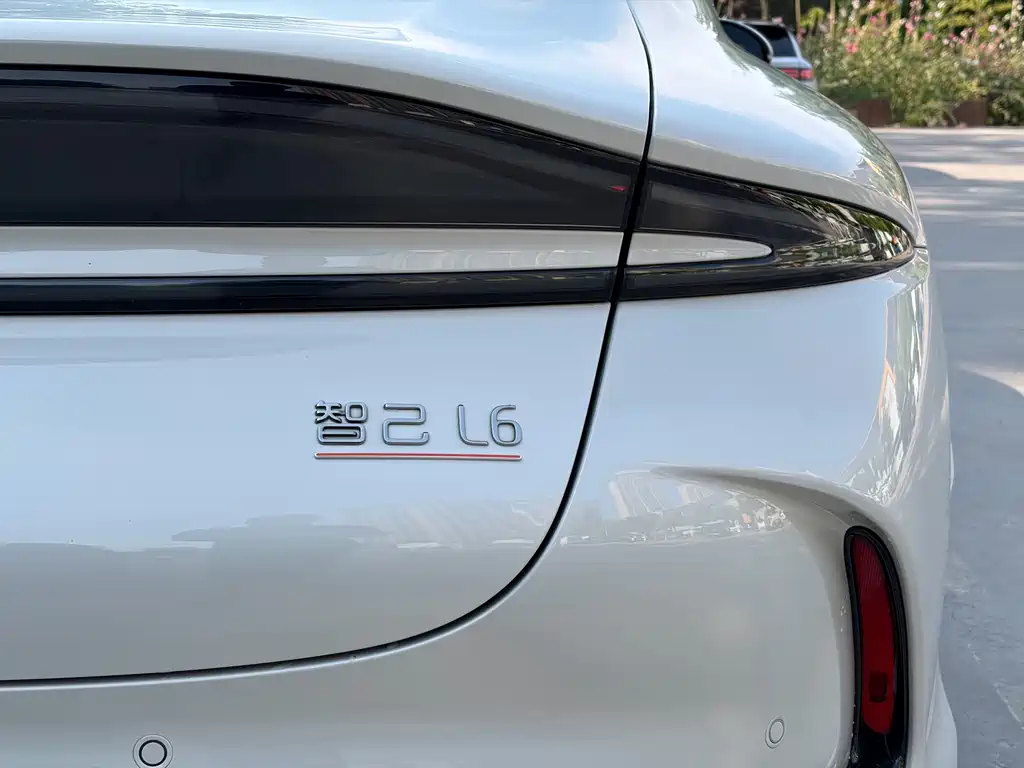 IM Motors L6 2025 Ultra