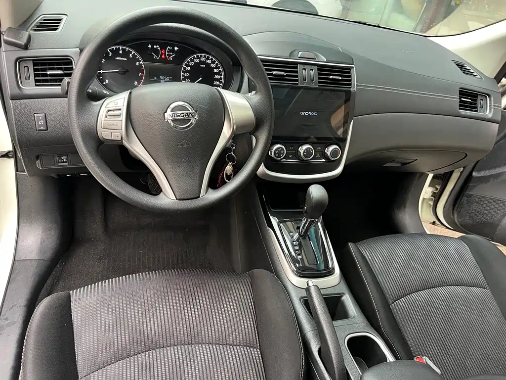 Nissan Tiida 2019 1.6L CVT VI