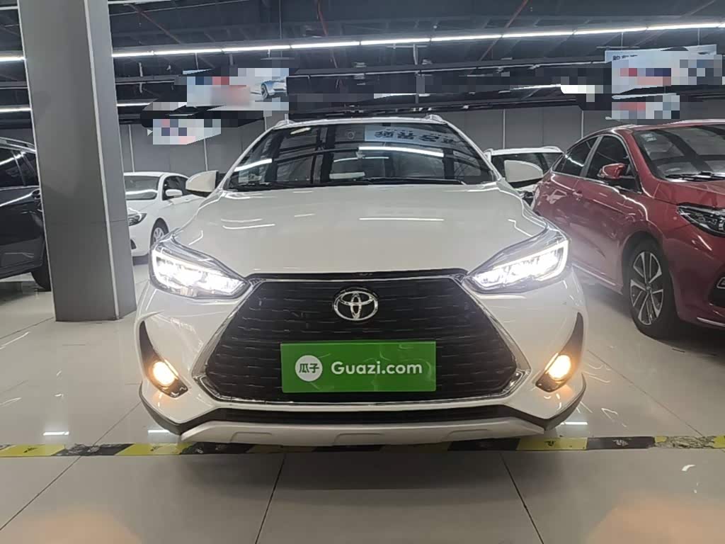 Toyota YARiS L Zhi Xuan 1.5 л 2023 г. Белый, пробег 28500 км