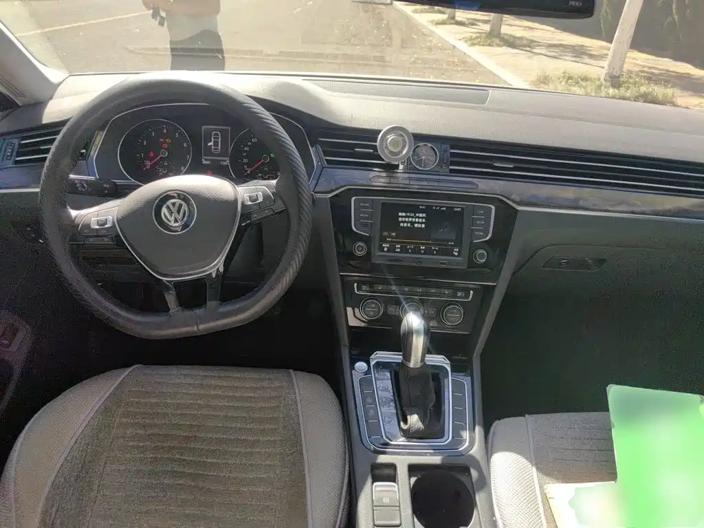 Volkswagen Magotan — миниатюра 5
