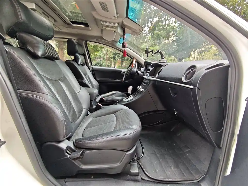 Luxgen 7 SUV 2012 2.2T