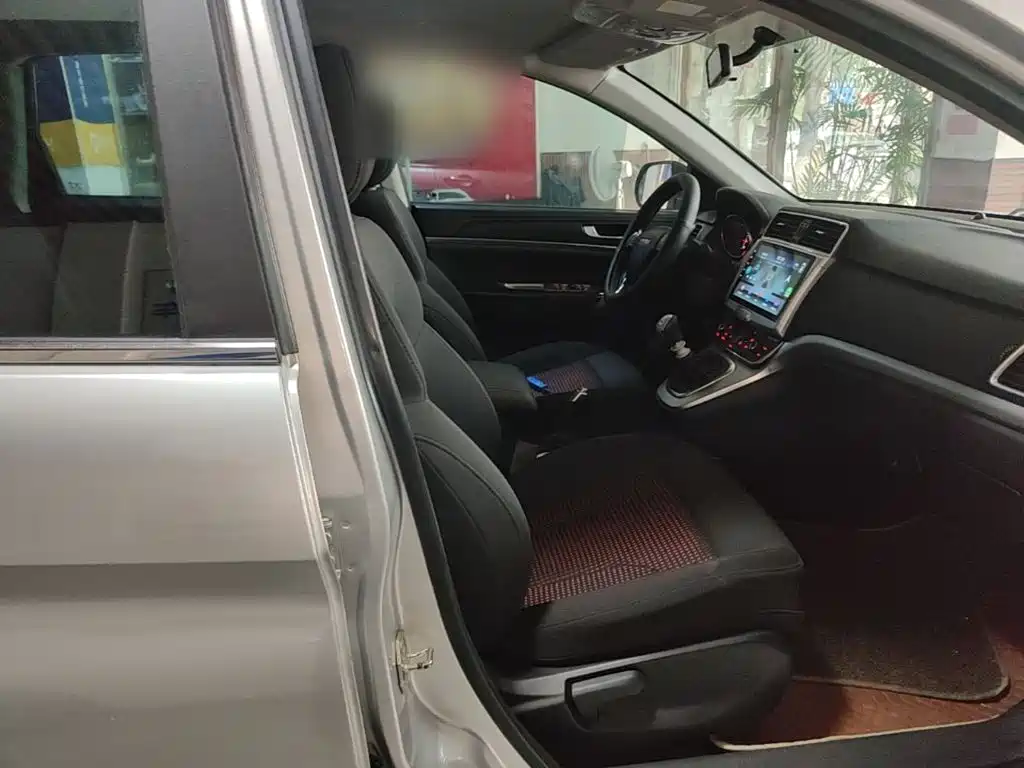 Haval M6 — миниатюра 20