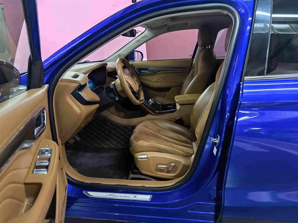 Roewe MARVEL X — миниатюра 11