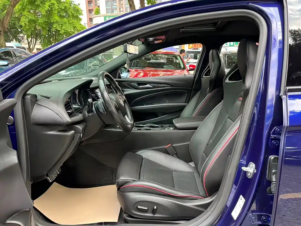 Buick Regal 2020 GS 28T Elite