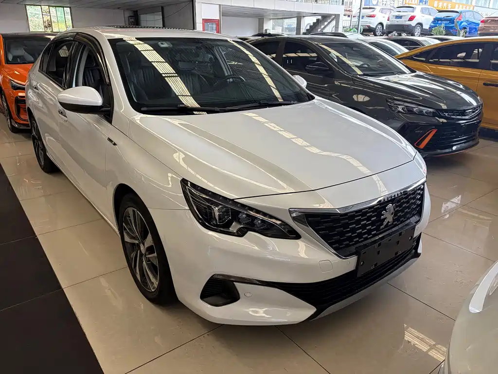 Peugeot 408 — миниатюра 2