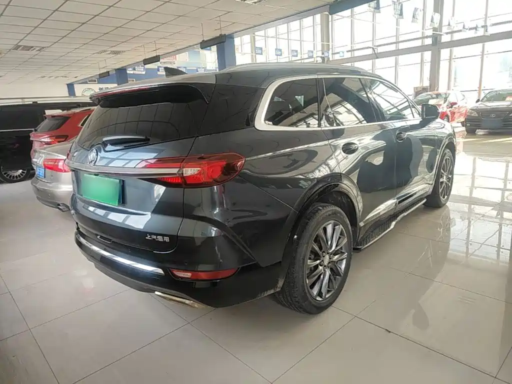 Buick Enclave — миниатюра 7