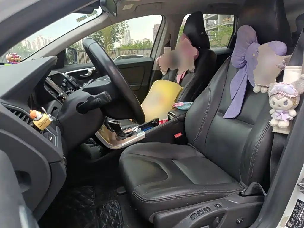 Volvo XC60 — миниатюра 16