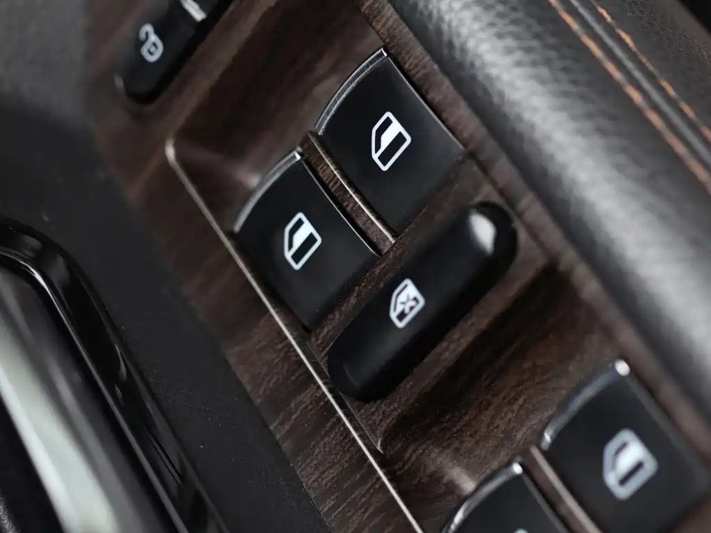 Landwind Landwind X7 — миниатюра 15