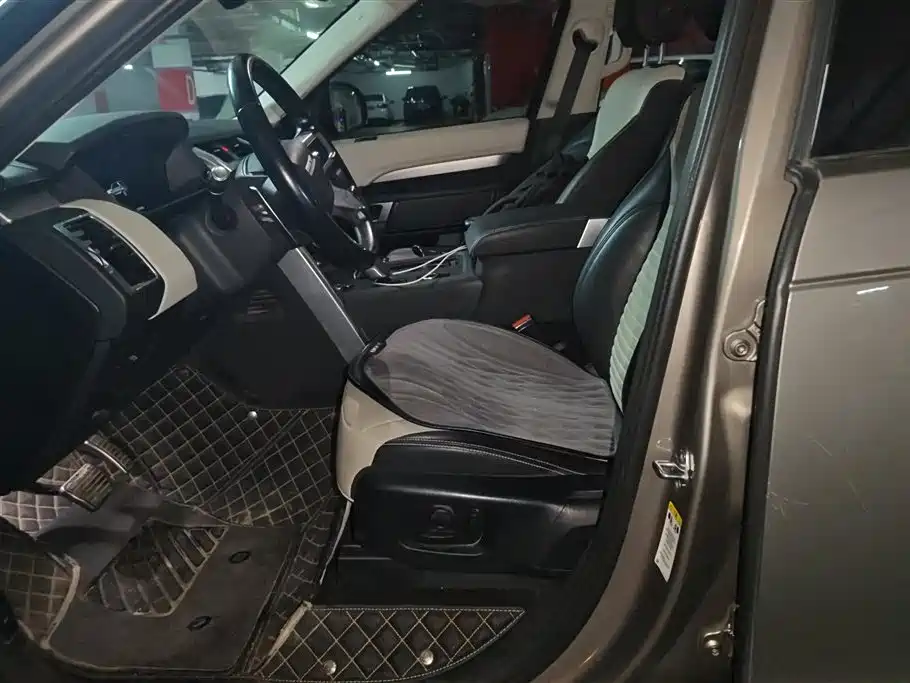 Land Rover Discovery 2021 360PS R-Dynamic S