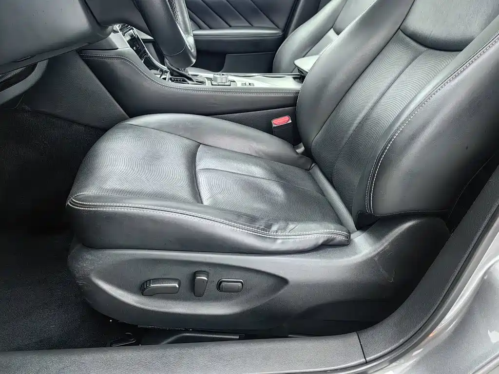 Infiniti Q50L — миниатюра 20