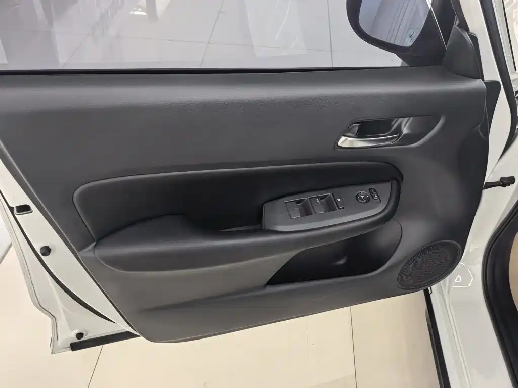 Honda Life — миниатюра 5