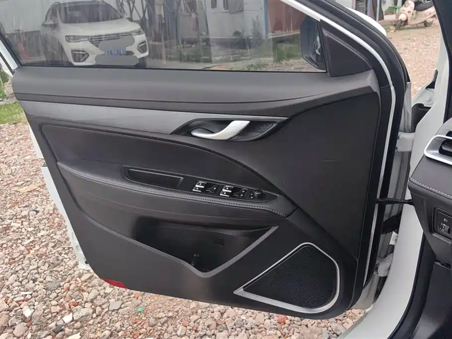 Geely Emgrand 2021 UP 1.5L CVT Luxury