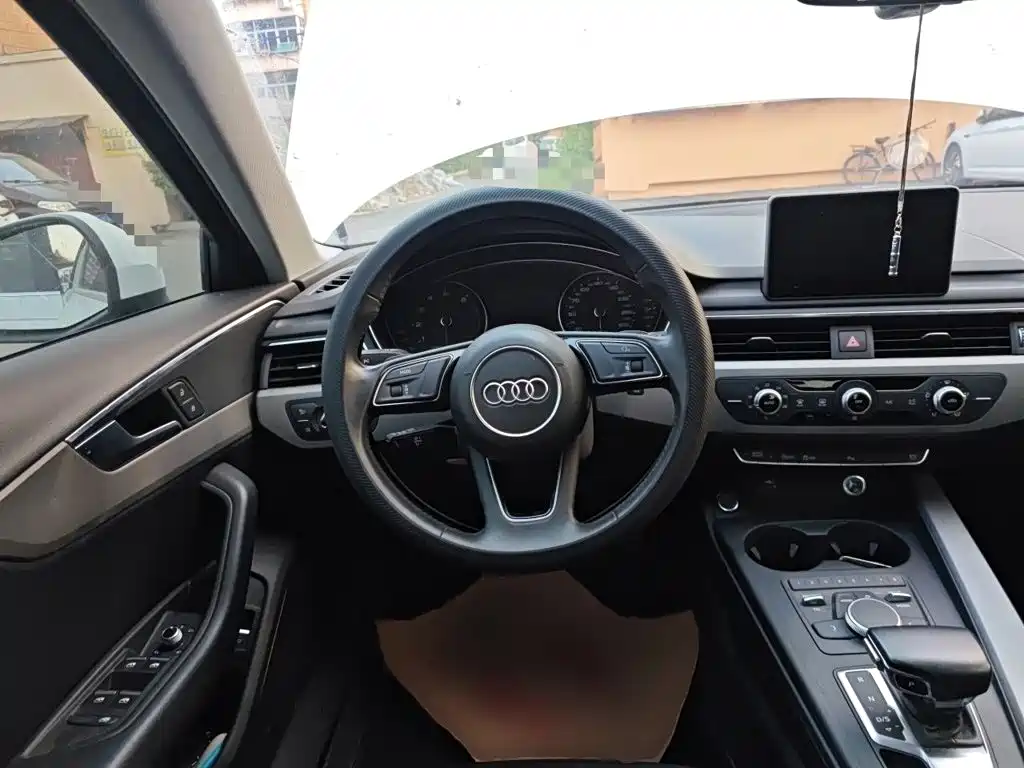 Audi A4L — миниатюра 3