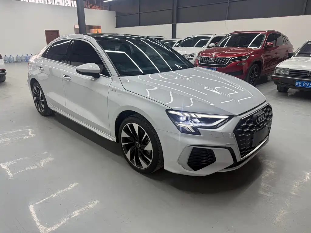AUDI A3