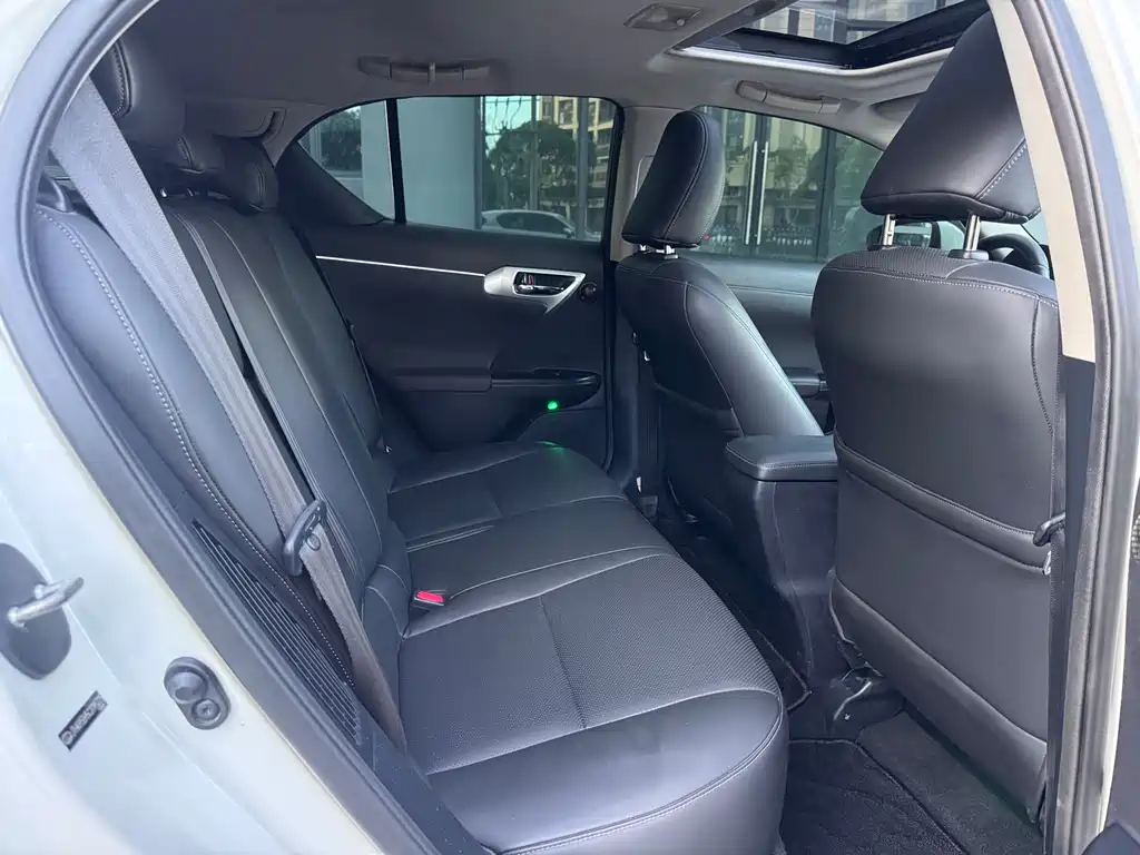 Lexus CT 2012 CT200h Elite