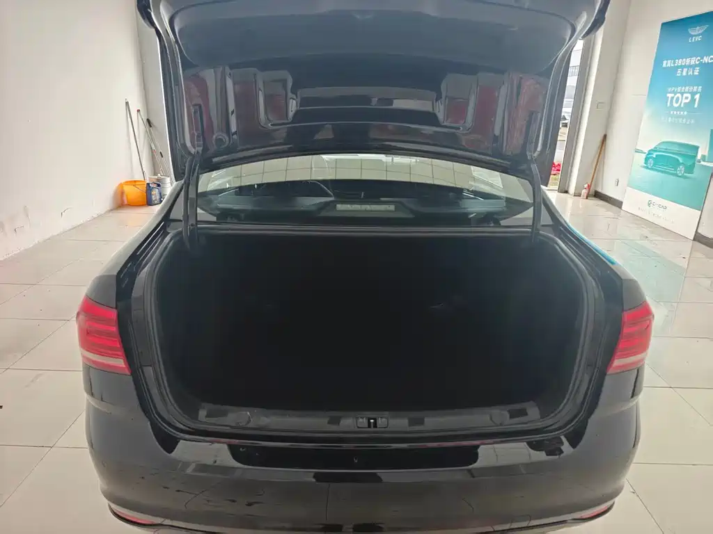 Volkswagen Lavida — миниатюра 17