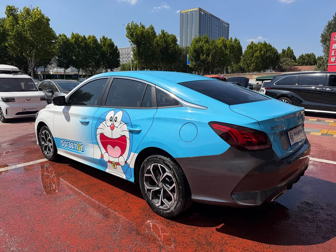 MG MG5 1.5 л 2023 г. шампань/коричневый, пробег 15000 км