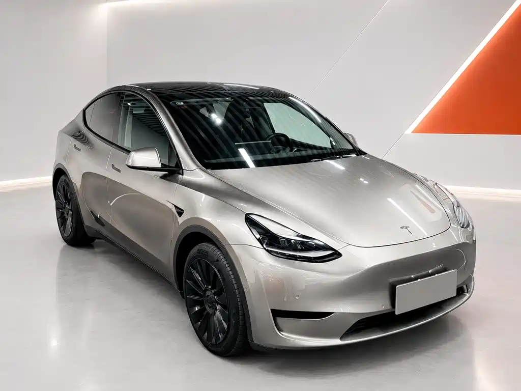 Tesla Model Y 2022 — фото 3