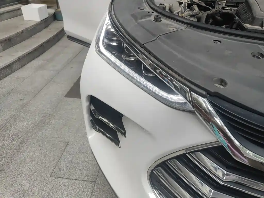 BYD Tang New Energy — миниатюра 7