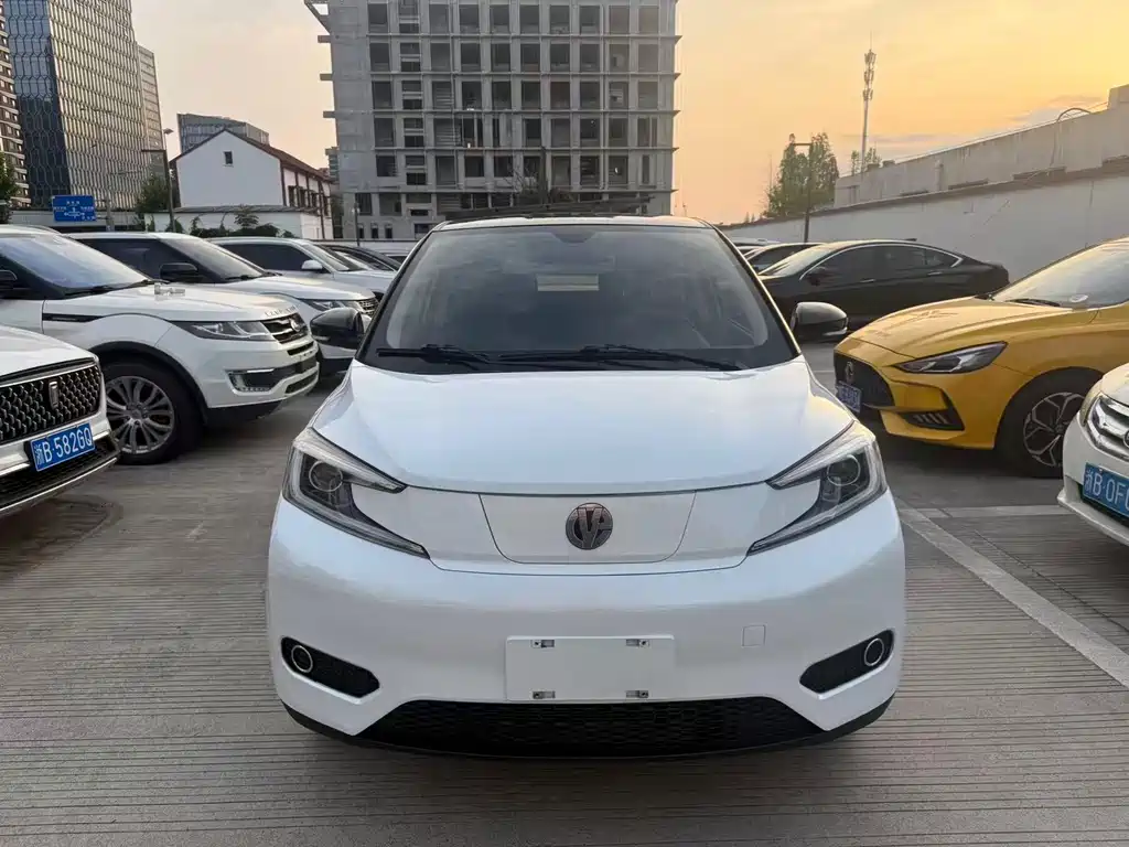 Dongfeng EV YOUNG Guang Xiaoxin — миниатюра 2
