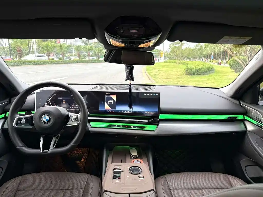 BMW 5 Series 5 2025 530Li Lead M Sport
