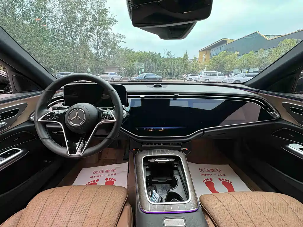 Mercedes-Benz E-Class PHEV 2024 — фото 17