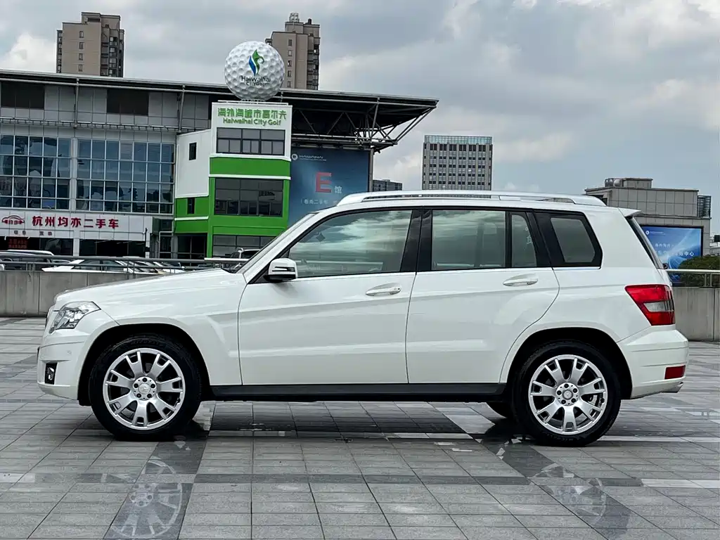 Mercedes-Benz GLK-Class (Import) — миниатюра 3