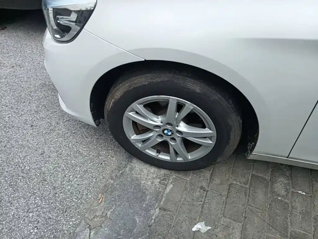 BMW 2 Series Gran Tourer — миниатюра 23