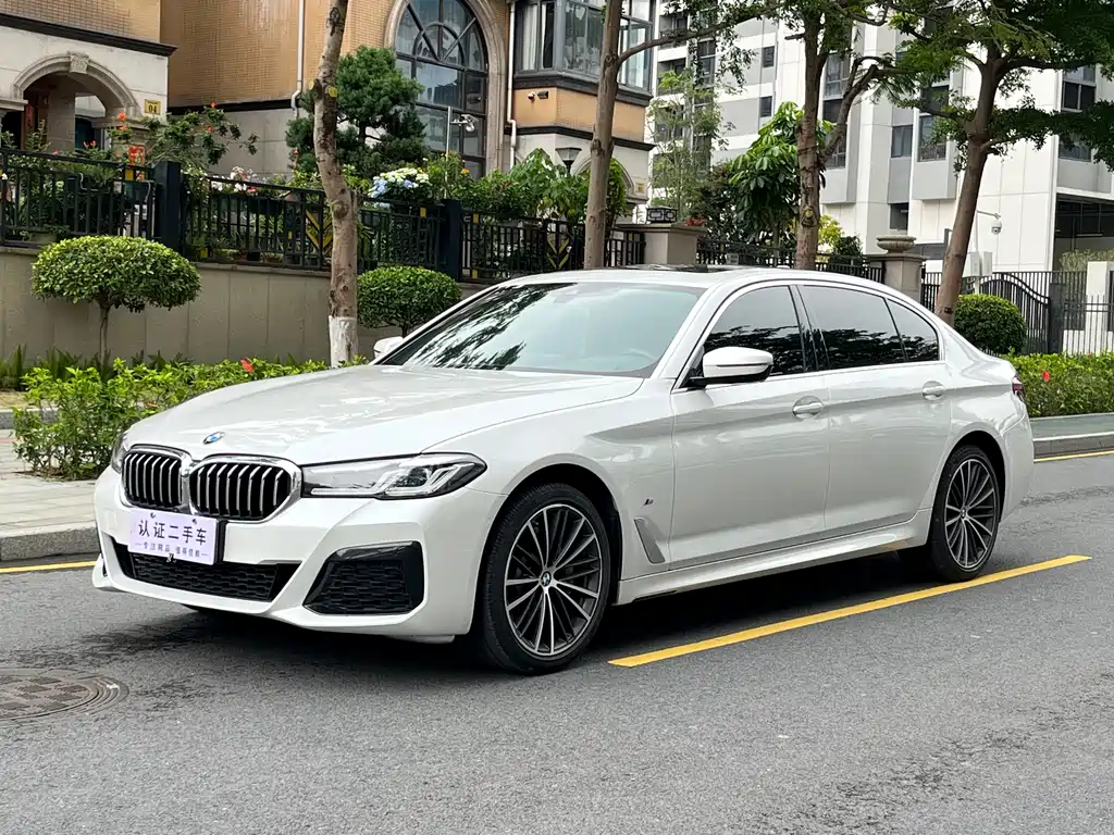 BMW 5 Series 2023