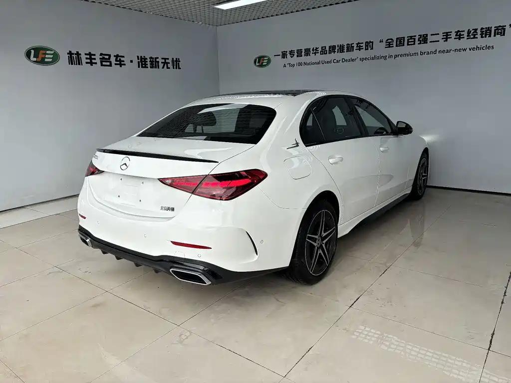 Mercedes-Benz C-Class — миниатюра 4