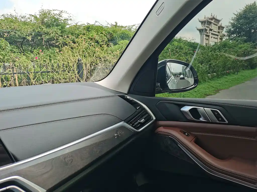 BMW X5 (Import) — миниатюра 19