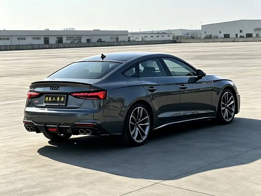 Audi A5 (Import) — миниатюра 13
