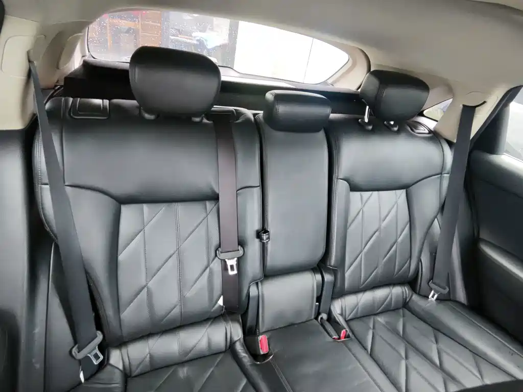 Infiniti FX — миниатюра 18