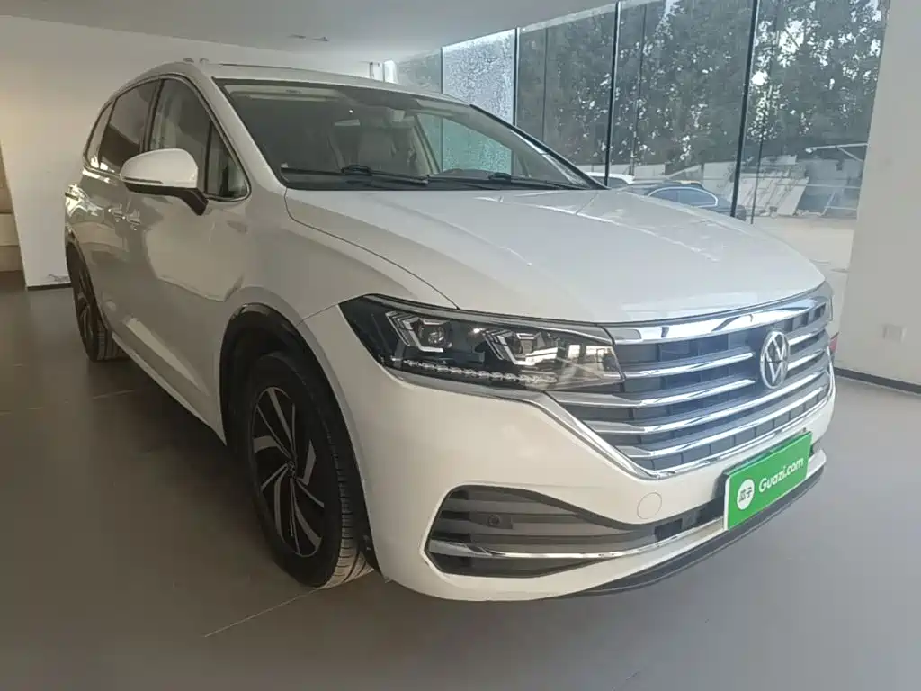 Volkswagen Viloran — миниатюра 4