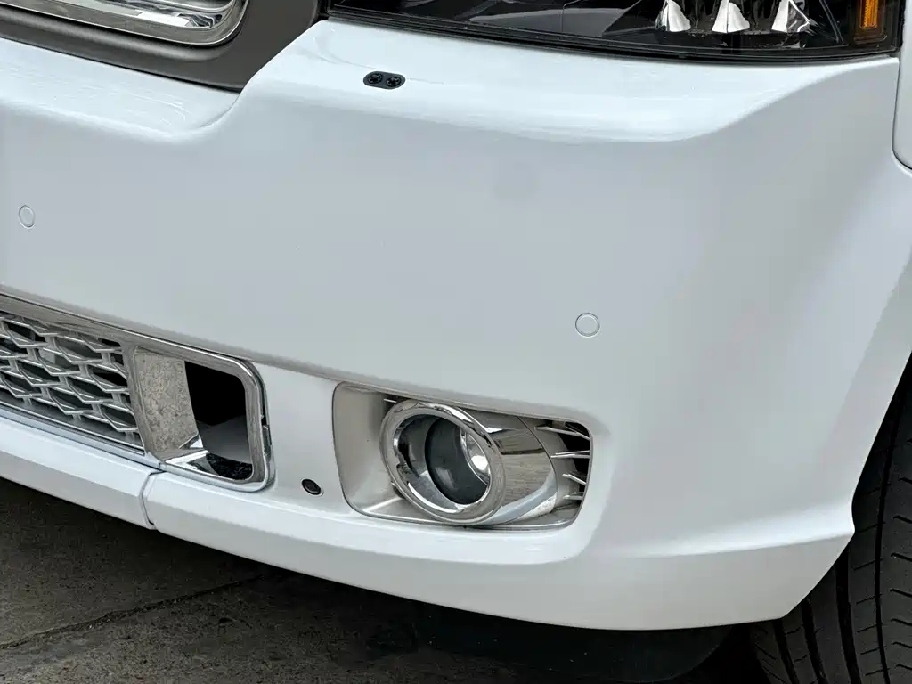 Land Rover Range Rover — миниатюра 18