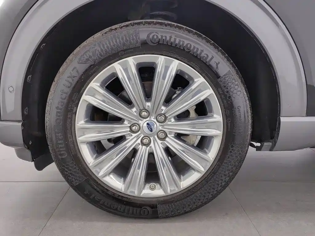Ford Explorer — миниатюра 17