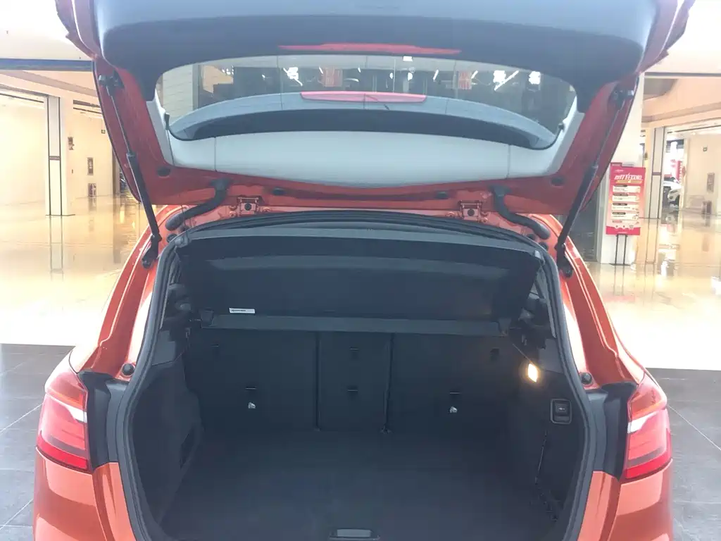 BMW 2 Series Active Tourer — миниатюра 20