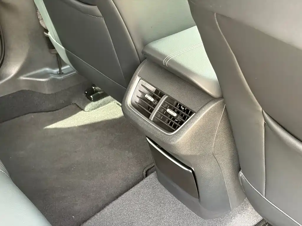 Buick LaCrosse — миниатюра 11