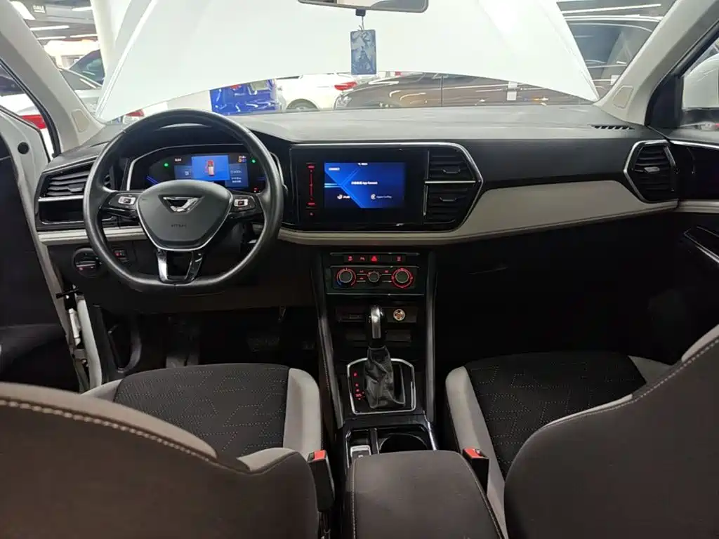 Jetta VS7 — миниатюра 10